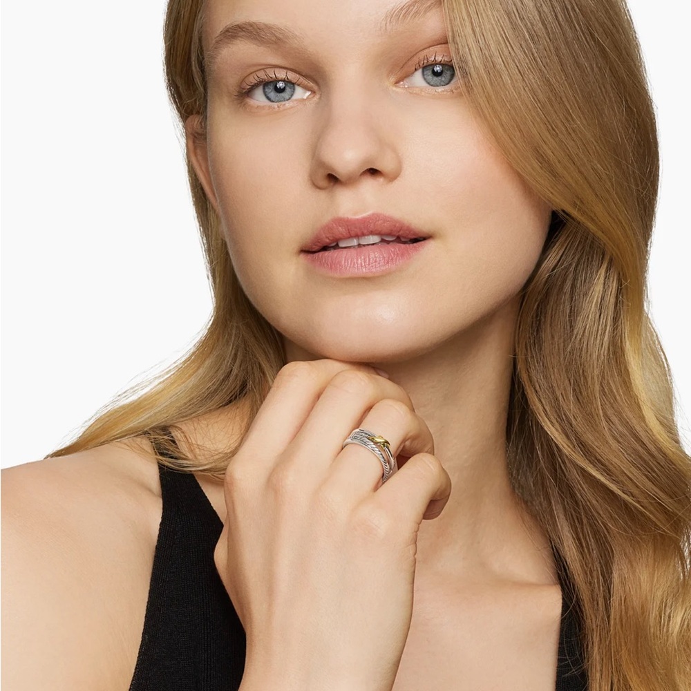 David Yurman X Crossover Elegant Silver and Gold Women's Ring - Picture 5 of 5